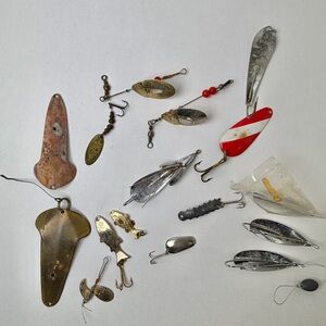 Vintage Fishing Lure Lot (16) Spoons Spinners Metal Tackle Box Find